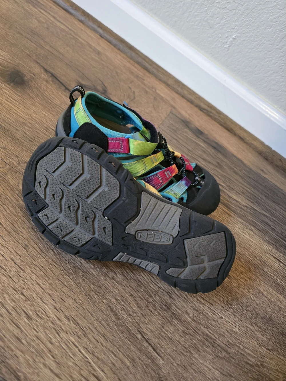 KEEN Kids' Newport H2 Multicolor Closed-Toe Sandals - Rainbow